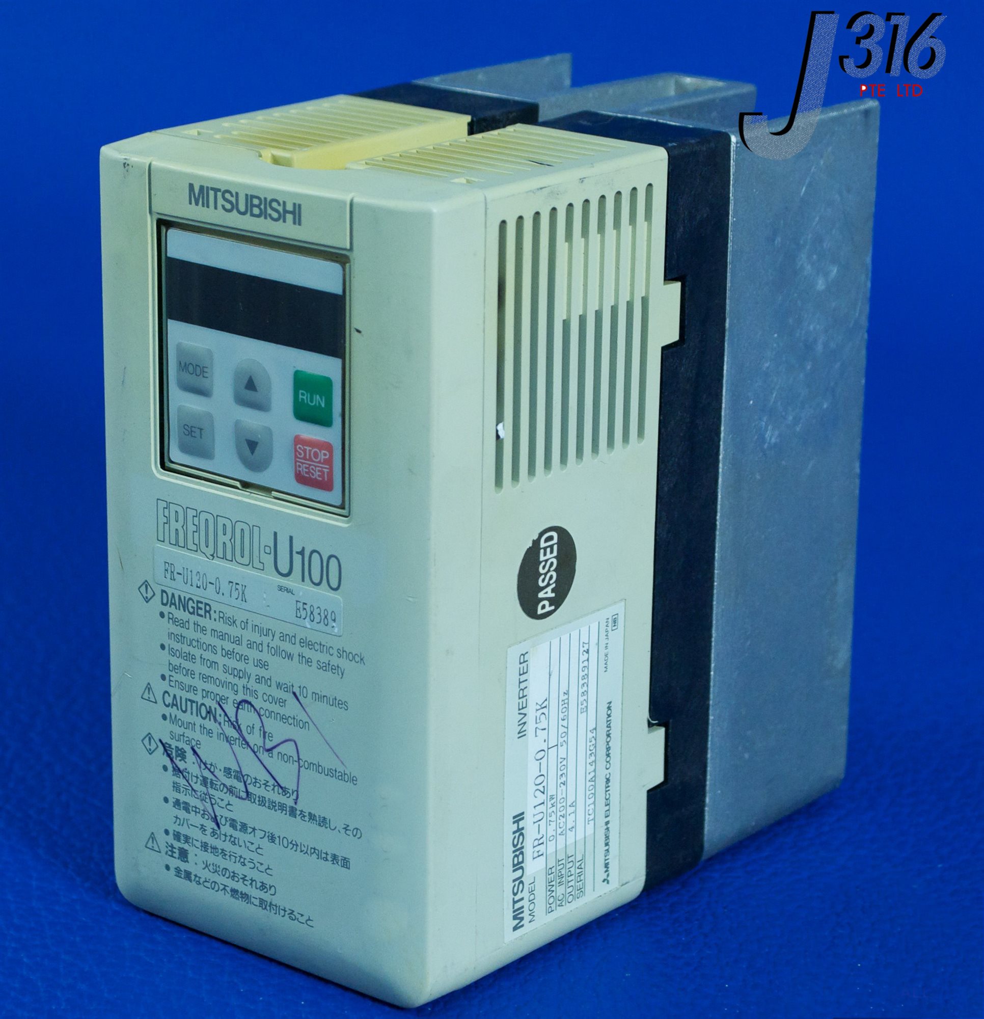 Inverter Mitsubishi FR-U120-0,75K-UL 1HP Freqrol-U100 In Buone Condizioni - Foto 3
